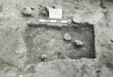 Grave 4-88, burial cut
