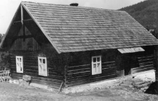 Log cottage
