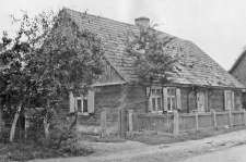 Log cottage