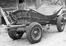 Wagon with a braided box
