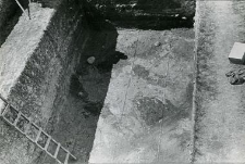 Deep trench south of the collegiate church, the lowest levels