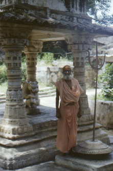 Temple Priest, Brahmin (Iconographic Document)