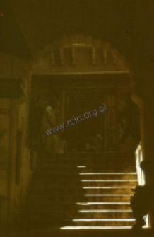 Wejście do świątyni hinduistycznej w Nathdvara (Dokument ikonograficzny)