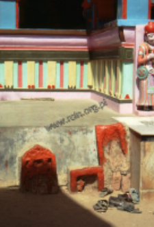 Shrine at the entrance to the temple of Ashapura Mata (Iconographic document)