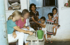 City girls in Ajmer (Iconographic document)