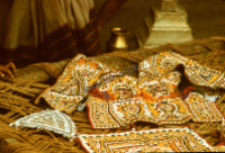 Elementy stroju kobiecego pasterzy rabari (Dokument ikonograficzny)