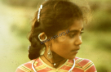 Portret dziewczynki pasterzy kachchi rabari (Dokument ikonograficzny)