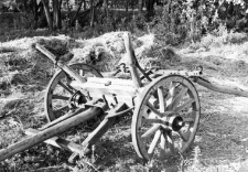 Front of a wagon: front axix