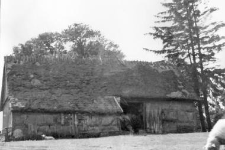 A barn with a wattle and daub structure of walls