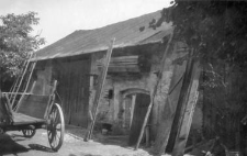 A stone barn, a basement