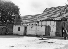 Barn, pigsty