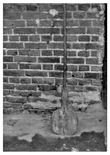 A bread oven shovel