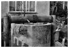A well with a crankshaft
