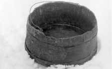 A stave bucket