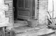 A basket with a handle