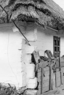 A fragment of a cottage - a quoin