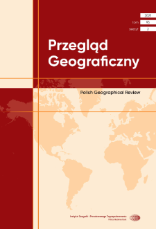 Czy regres publicznego transportu zbiorowego na obszarach g&oacute;rskich prowadzi do rozwoju niezr&oacute;wnoważonego? Przykład z Beskidu Niskiego i Bieszczad = Does regression in public transport in naturally-valuable areas lead to unsustainable development? A case study involving Poland&rsquo;s Low Beskids and Bieszczady Mountains