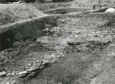 Exploration of the stone foundations of the collegiate church
