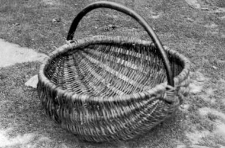 basket with a handle