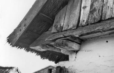 roof setting in a log structure