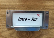 Intro-Jur